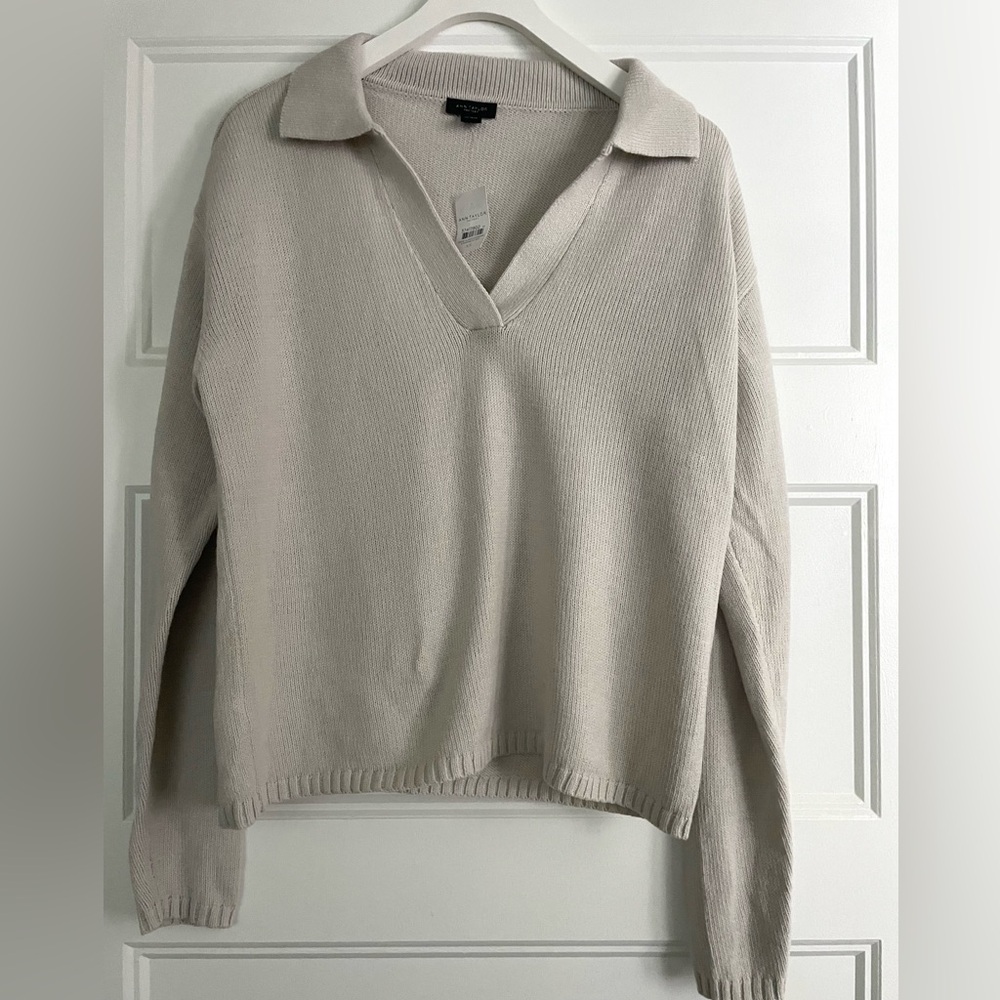 New Ann Taylor sweater size xs